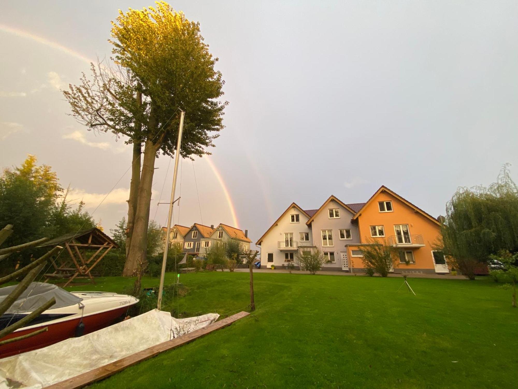 Kapluv Plau Am See Luaran gambar
